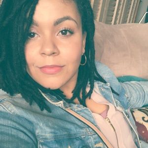 Meet your Posher, Faydra